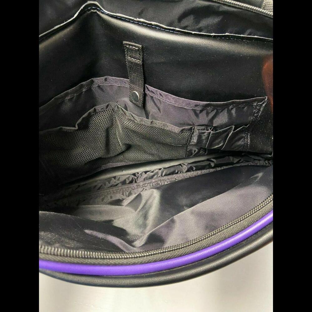 Rare Nike Official LEBRON JAMES Skills Academy Black Duffel Bag - Picture 8 of 9